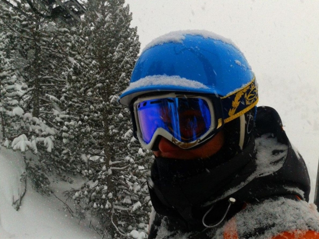  Protégé avec lunettes et casque 